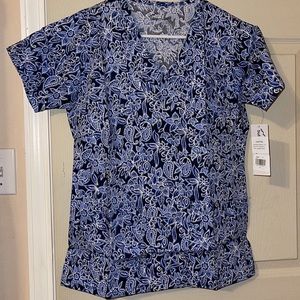 Uniform Advantage scrub top